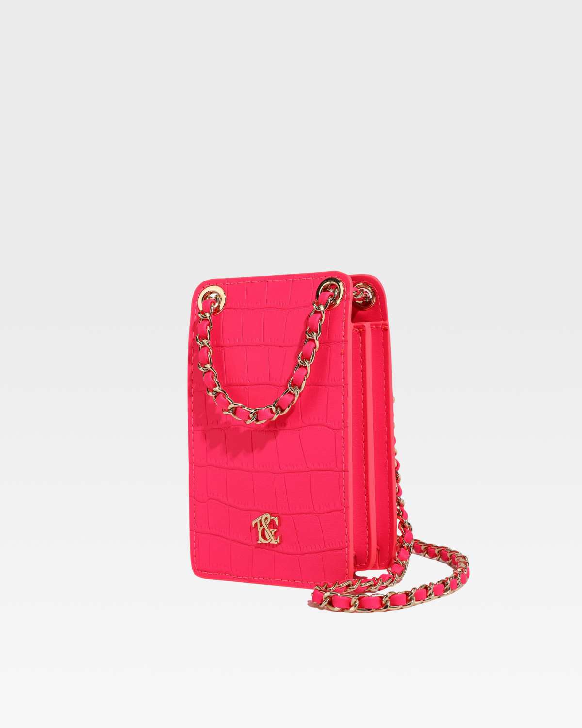Travel Essential Kit in Red