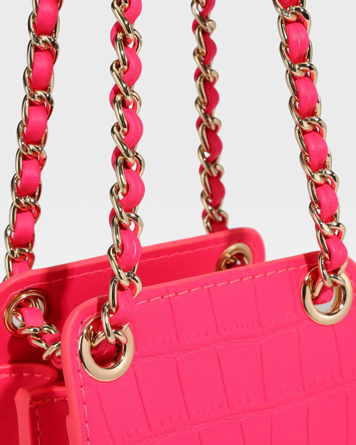 Travel Essential Kit in Pink